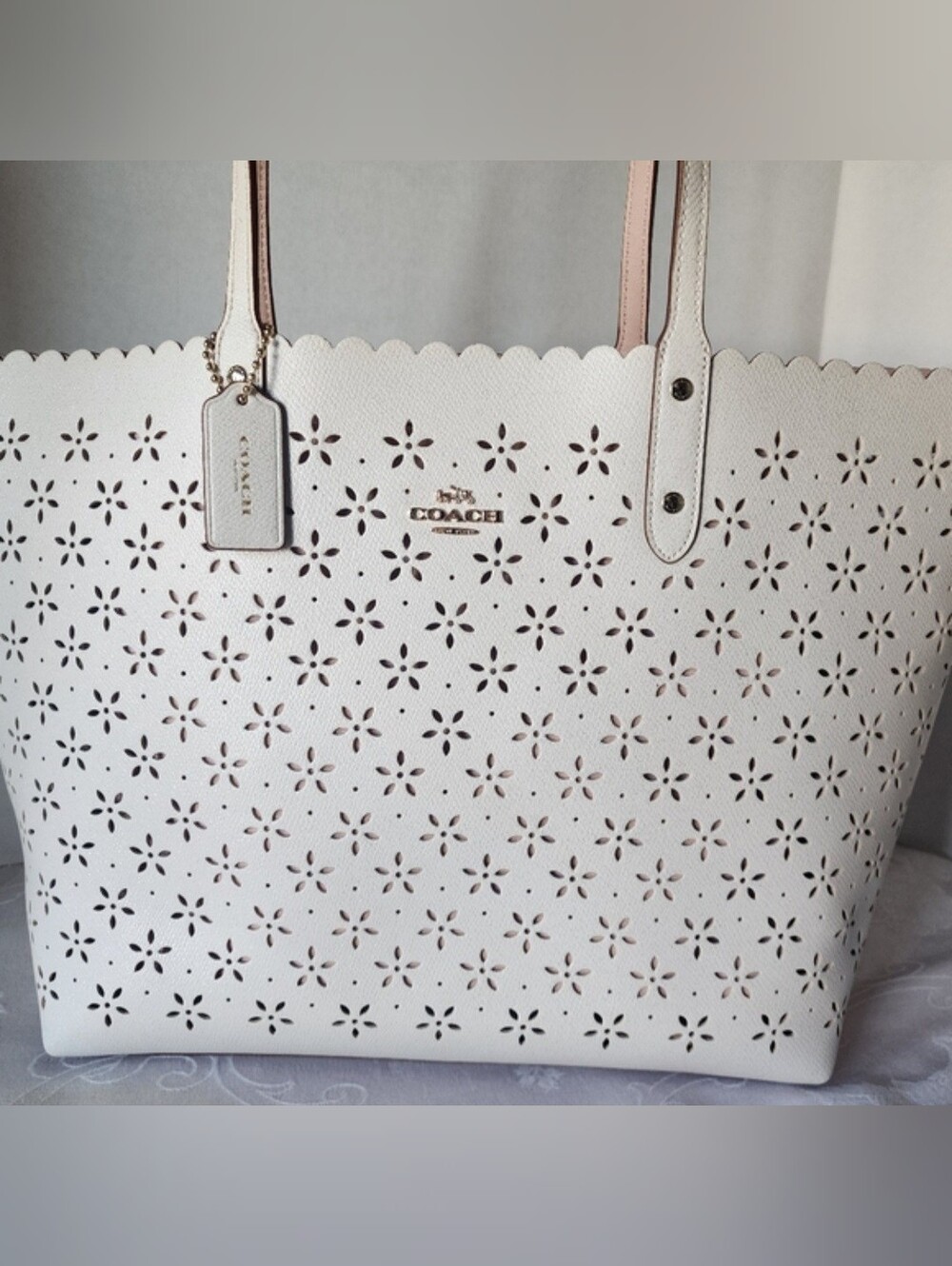 Coach Glitter Lasercut City Tote, Cream & Pink, EUC, 2016, $425 MSRP